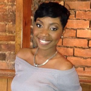 Meet your Posher, Ebony